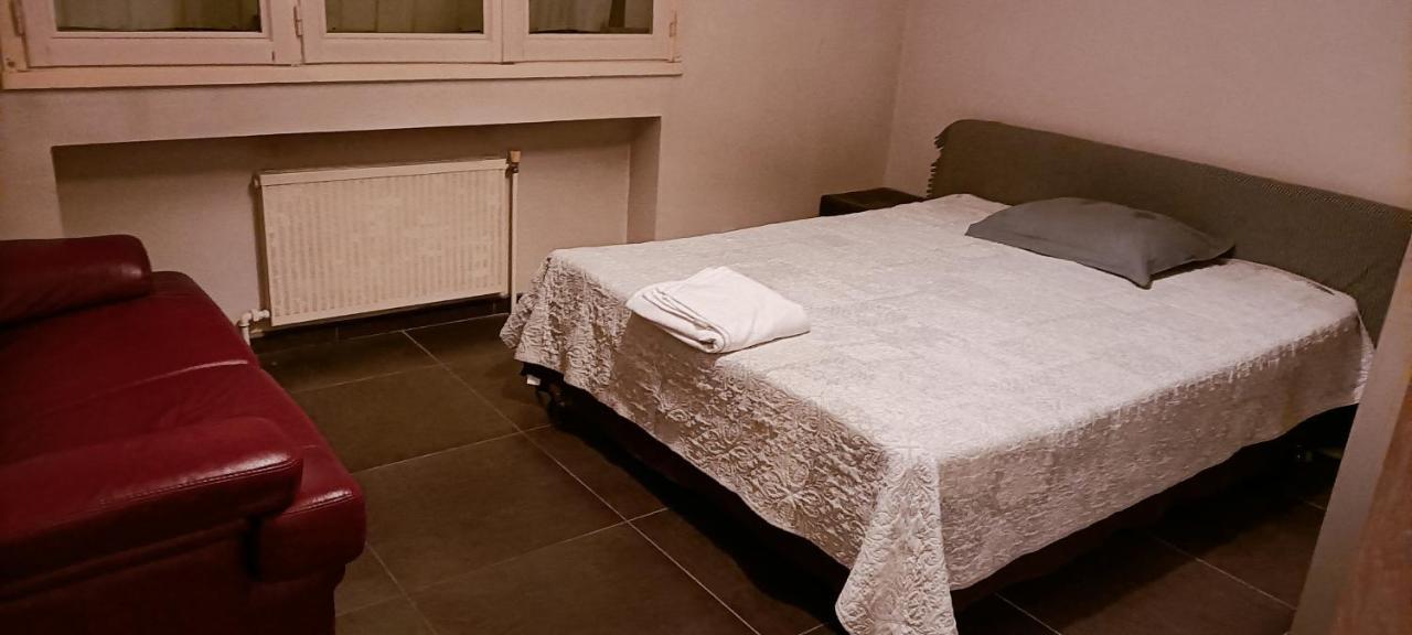 Grand Appartement Fonctionnel Et Calme Sur Lyon8 A 2 Pas Du Metro 外观 照片